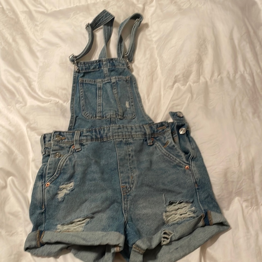 Overall shorts
